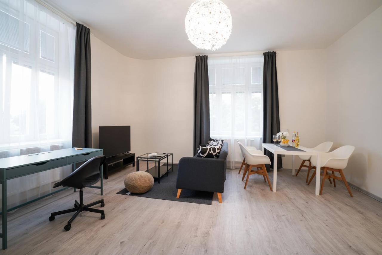 Lucy'S Apartments Olomouc Bagian luar foto